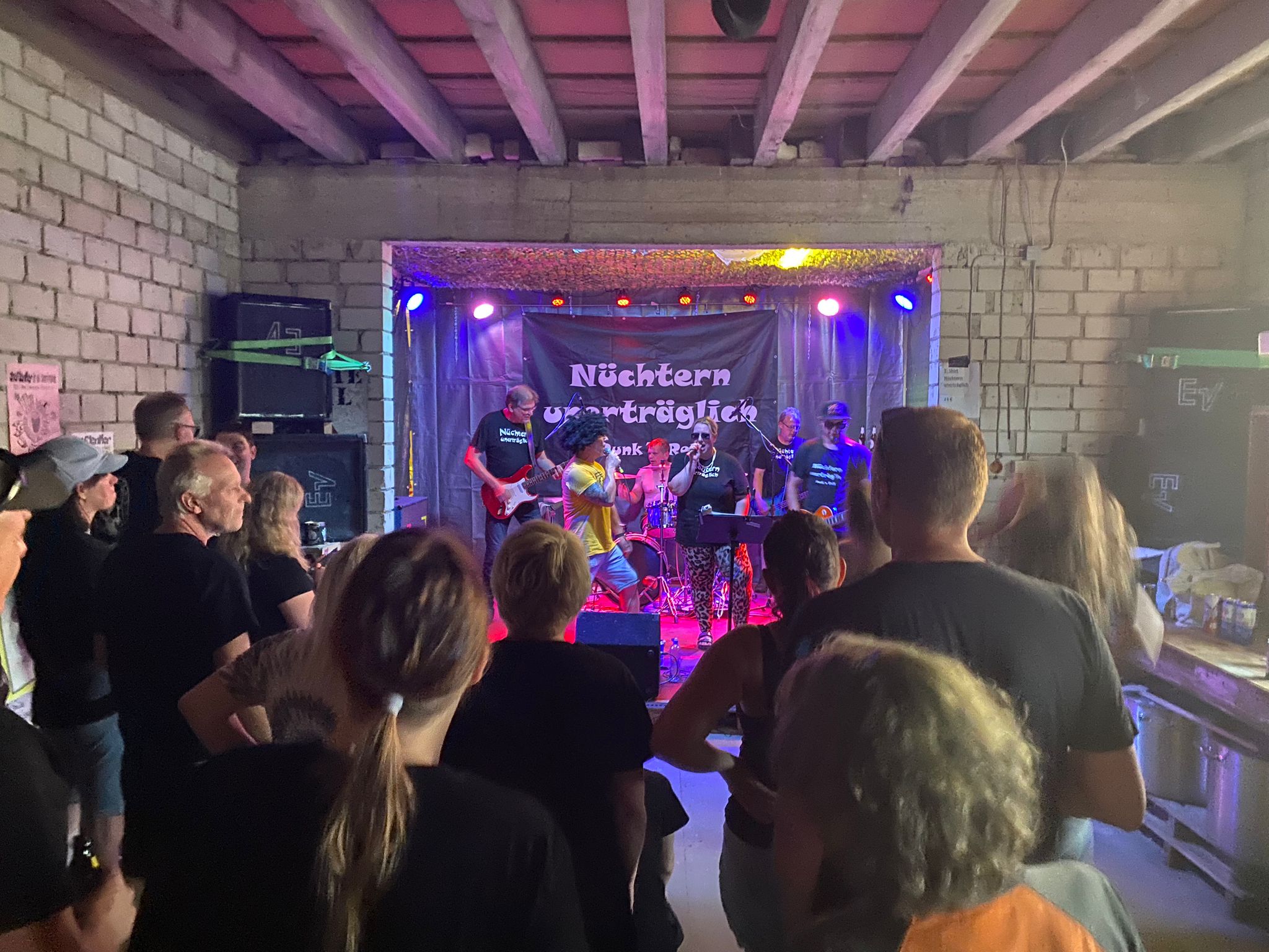 Nüchtern Unerträglich – Chaos in Hüde – Foto 12