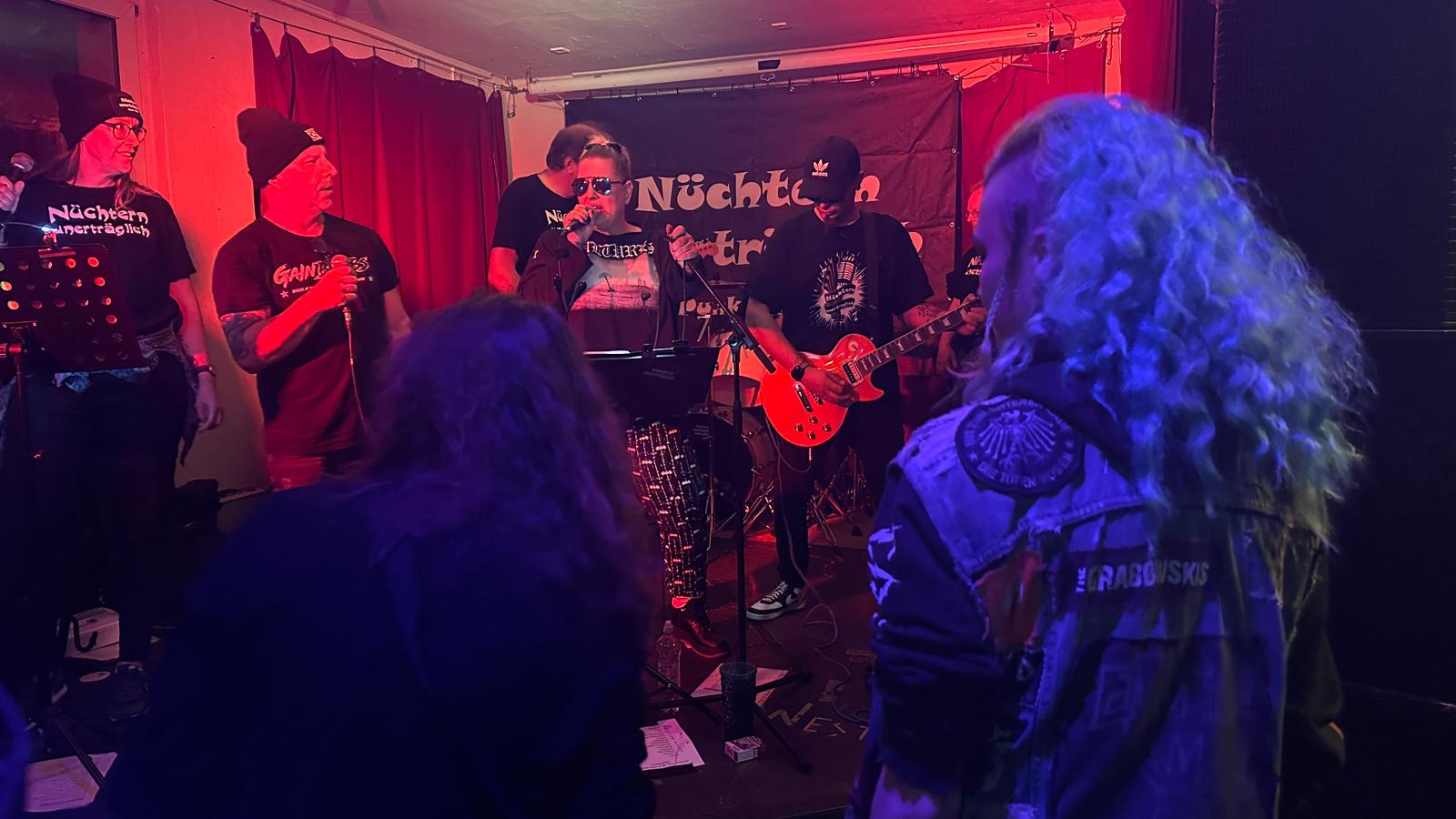 Nüchtern Unerträglich – Druckluft Oberhausen – Foto 13