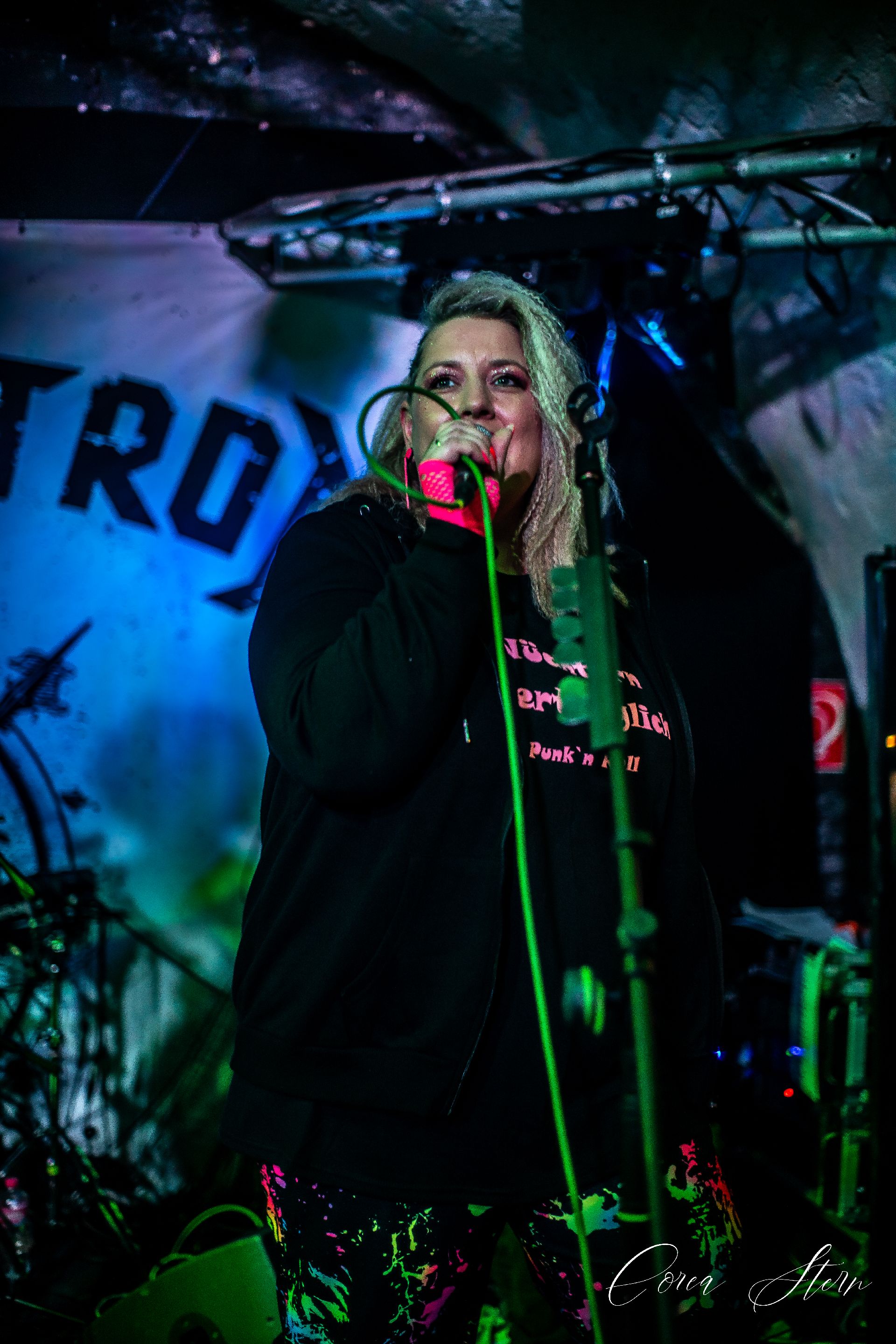 Nüchtern Unerträglich live im Bunker Minden – Foto 15